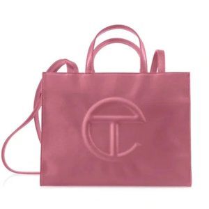 NWT Medium Telfar in Corned Beef Pink